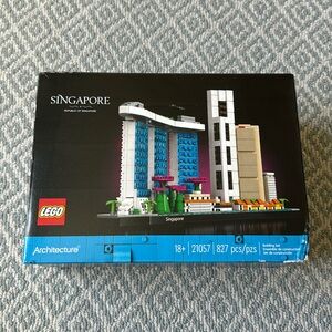 Lego - Singapore skyline
